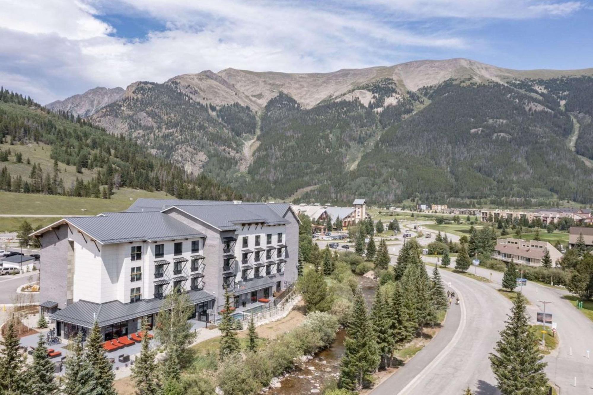 Cambria Hotel Copper Mountain Frisco Exterior photo