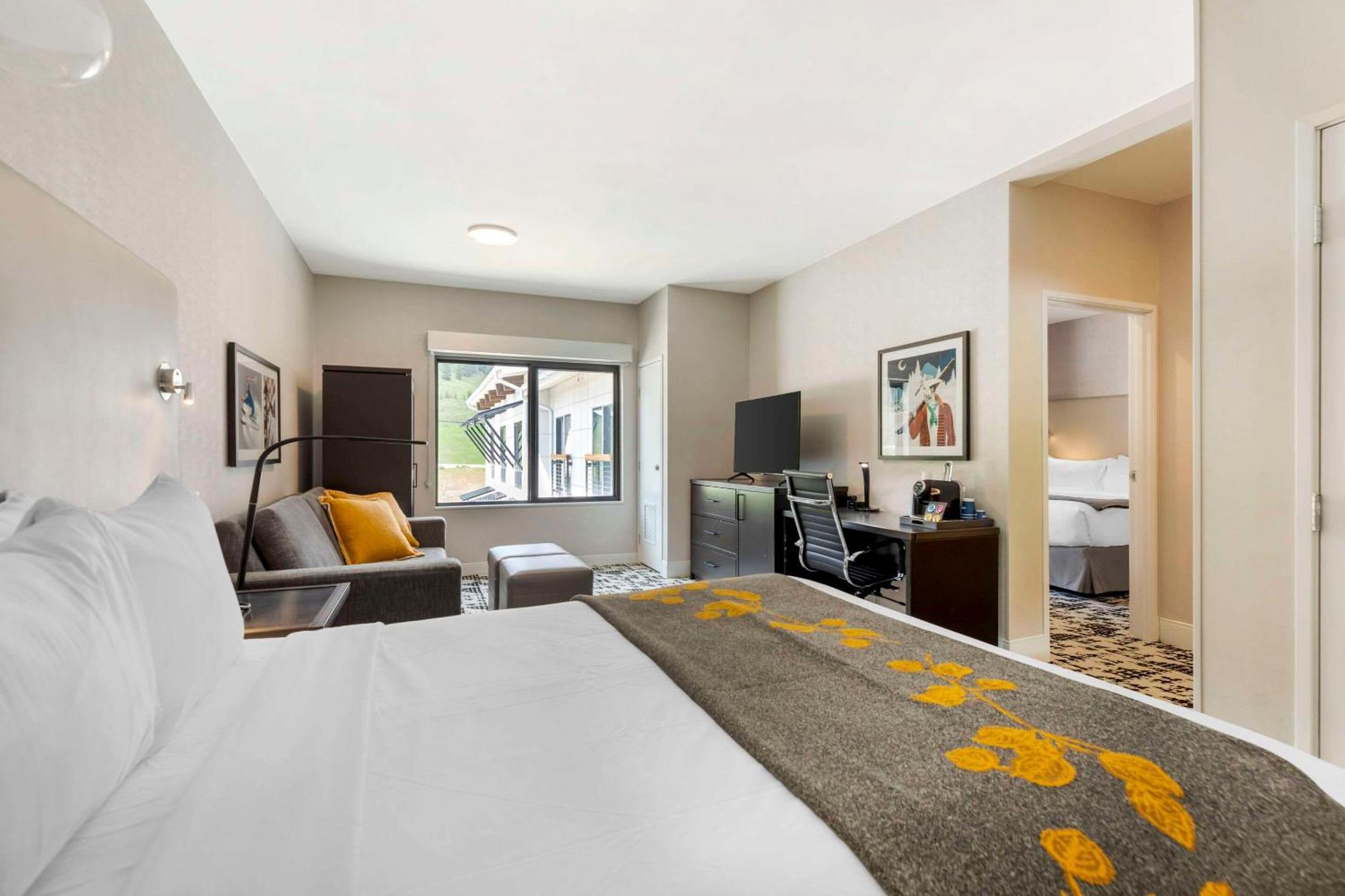 Cambria Hotel Copper Mountain Frisco Exterior photo
