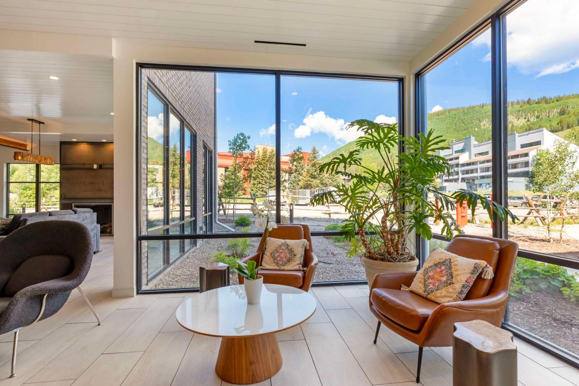 Cambria Hotel Copper Mountain Frisco Exterior photo