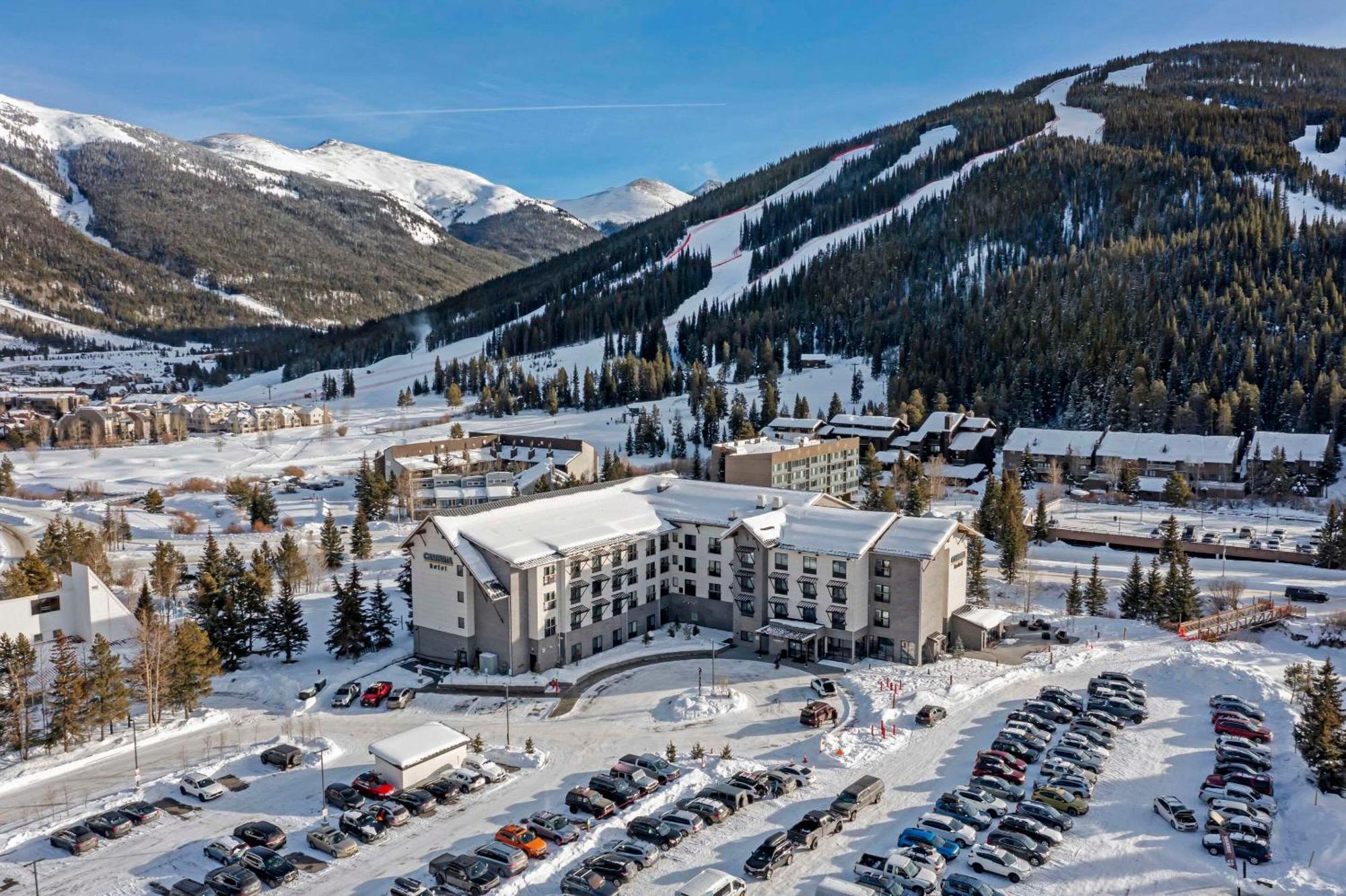 Cambria Hotel Copper Mountain Frisco Exterior photo